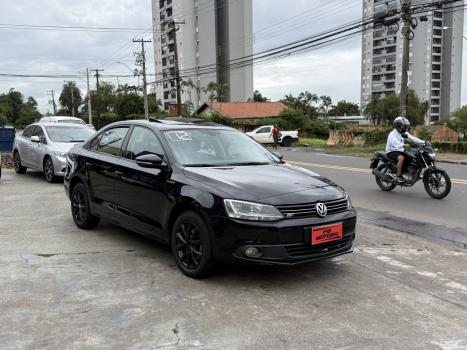 VOLKSWAGEN Jetta 2.0 4P COMFORTLINE TIPTRONIC AUTOM�TICO, Foto 3