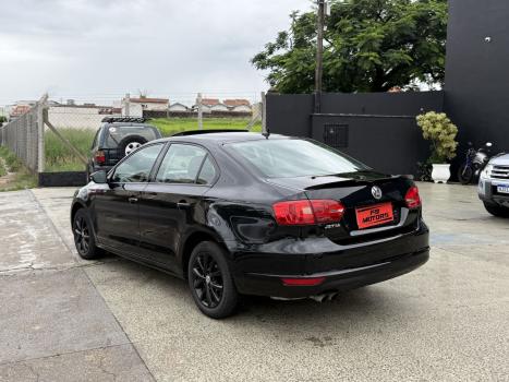 VOLKSWAGEN Jetta 2.0 4P COMFORTLINE TIPTRONIC AUTOM�TICO, Foto 6