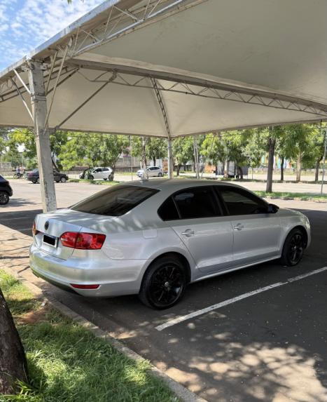 VOLKSWAGEN Jetta 2.0 4P FLEX COMFORTLINE TIPTRONIC AUTOM�TICO, Foto 2