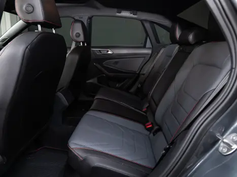 VOLKSWAGEN Jetta 2.0 4P 350 TSI GLI AUTOM�TICO DSG, Foto 28