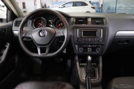VOLKSWAGEN Jetta 2.0 4P TRENDLINE FLEX AUTOM�TICO, Foto 5
