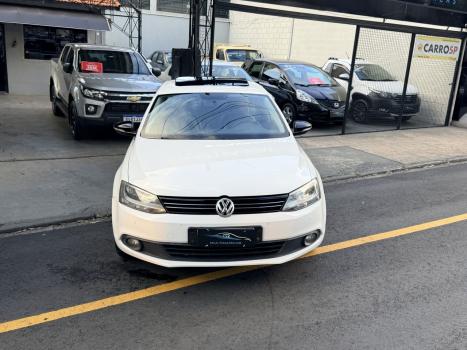VOLKSWAGEN Jetta 2.0 4P FLEX COMFORTLINE TIPTRONIC AUTOM�TICO, Foto 4