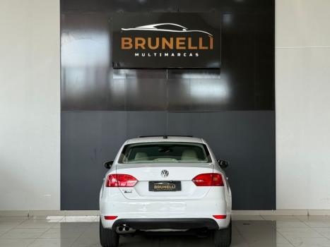 VOLKSWAGEN Jetta 2.0 4P COMFORTLINE TIPTRONIC AUTOM�TICO, Foto 4