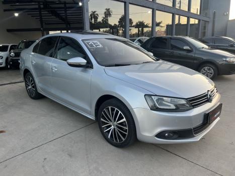 VOLKSWAGEN Jetta 2.0 4P TSI HIGHLINE 200 CV AUTOM�TICO, Foto 3