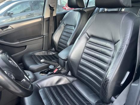VOLKSWAGEN Jetta 2.0 4P TSI HIGHLINE 200 CV AUTOM�TICO, Foto 9