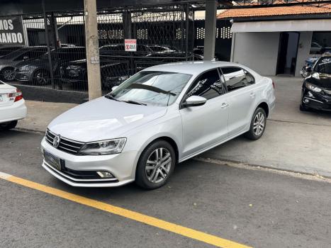 VOLKSWAGEN Jetta 2.0 4P FLEX COMFORTLINE TIPTRONIC AUTOM�TICO, Foto 2