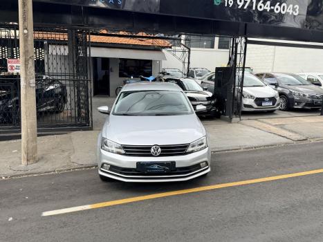 VOLKSWAGEN Jetta 2.0 4P FLEX COMFORTLINE TIPTRONIC AUTOM�TICO, Foto 4