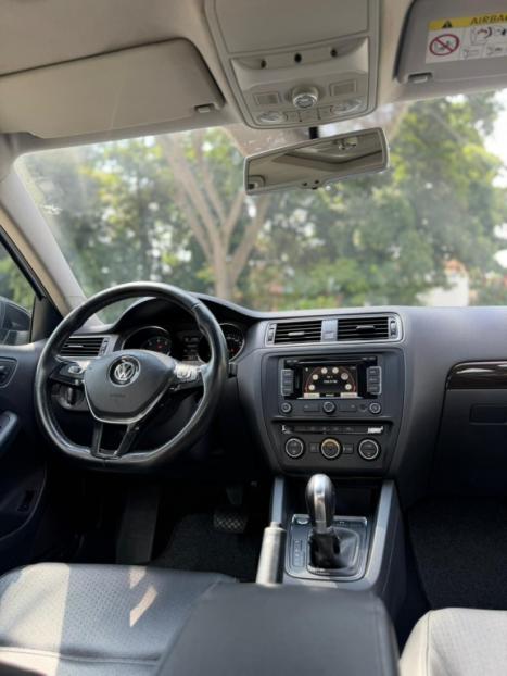 VOLKSWAGEN Jetta 2.0 4P COMFORTLINE FLEX, Foto 4