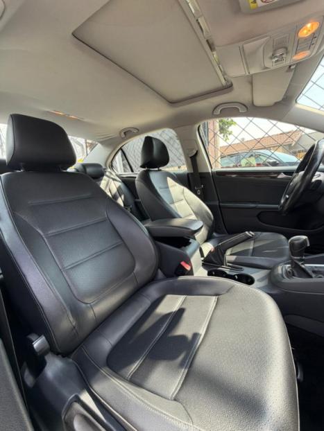 VOLKSWAGEN Jetta 2.0 4P COMFORTLINE FLEX, Foto 8