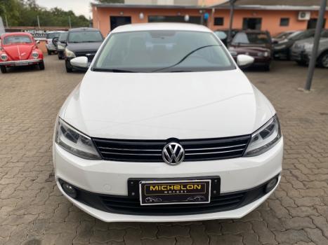 VOLKSWAGEN Jetta 2.0 4P COMFORTLINE TIPTRONIC AUTOM�TICO, Foto 3