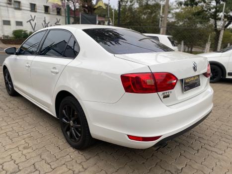 VOLKSWAGEN Jetta 2.0 4P COMFORTLINE TIPTRONIC AUTOM�TICO, Foto 5