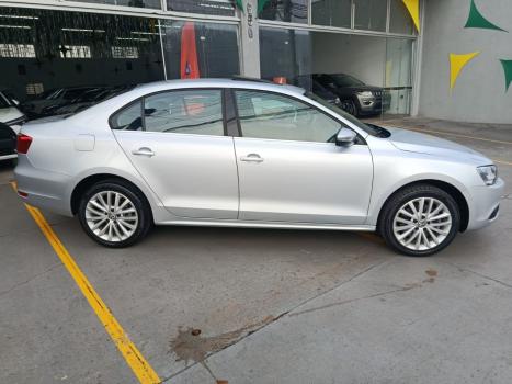 VOLKSWAGEN Jetta 2.0 4P TSI HIGHLINE 200 CV AUTOM�TICO, Foto 8