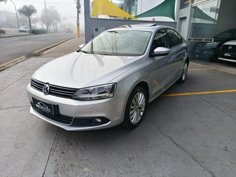 VOLKSWAGEN Jetta 2.0 4P TSI HIGHLINE 200 CV AUTOM�TICO, Foto 20