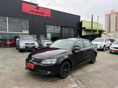 VOLKSWAGEN Jetta 2.0 4P COMFORTLINE TIPTRONIC AUTOM�TICO, Foto 1