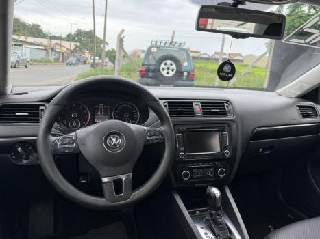 VOLKSWAGEN Jetta 2.0 4P COMFORTLINE TIPTRONIC AUTOM�TICO, Foto 11