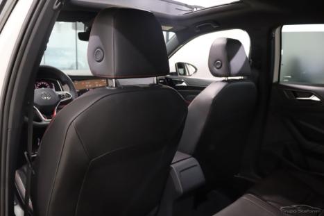 VOLKSWAGEN Jetta 2.0 4P 350 TSI GLI AUTOM�TICO DSG, Foto 9