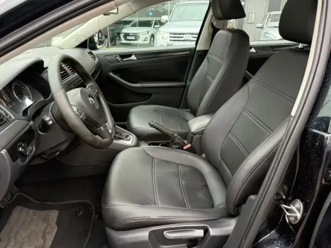 VOLKSWAGEN Jetta 2.0 4P FLEX COMFORTLINE TIPTRONIC AUTOM�TICO, Foto 10