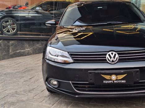 VOLKSWAGEN Jetta 2.0 4P FLEX COMFORTLINE TIPTRONIC AUTOM�TICO, Foto 3