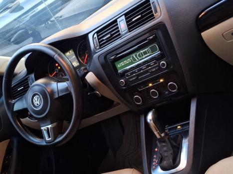 VOLKSWAGEN Jetta 2.0 4P FLEX COMFORTLINE TIPTRONIC AUTOM�TICO, Foto 12