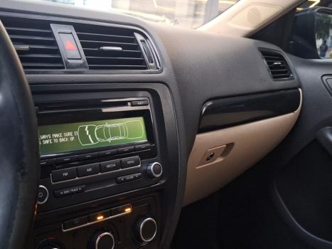 VOLKSWAGEN Jetta 2.0 4P FLEX COMFORTLINE TIPTRONIC AUTOM�TICO, Foto 17