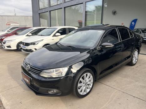 VOLKSWAGEN Jetta 2.0 4P FLEX COMFORTLINE TIPTRONIC AUTOM�TICO, Foto 3