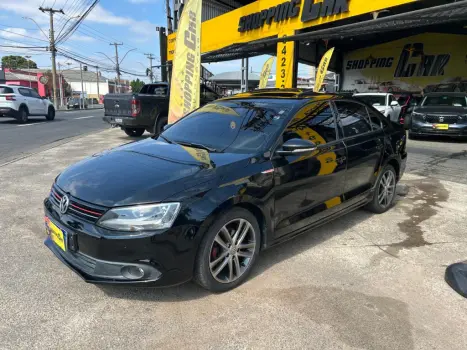 VOLKSWAGEN Jetta 2.0 4P FLEX AUTOMÁTICO, Foto 1