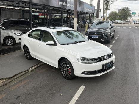 VOLKSWAGEN Jetta 2.0 4P TSI HIGHLINE 200 CV AUTOMÁTICO, Foto 4