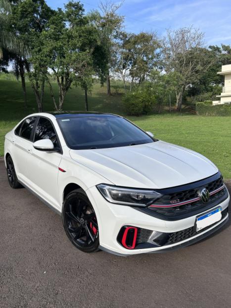 VOLKSWAGEN Jetta 2.0 4P 350 TSI GLI AUTOMÁTICO DSG, Foto 5
