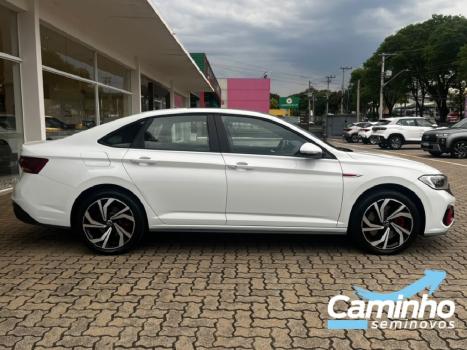 VOLKSWAGEN Jetta 2.0 4P 350 TSI GLI AUTOMÁTICO DSG, Foto 4