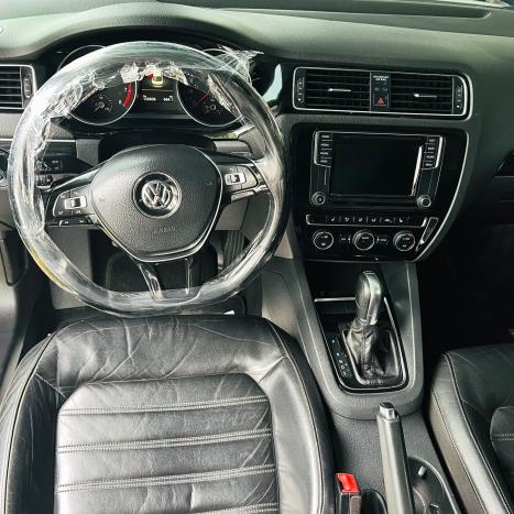 VOLKSWAGEN Jetta 2.0 4P TSI HIGHLINE 211 CV AUTOMÁTICO, Foto 9
