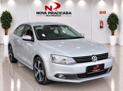 VOLKSWAGEN Jetta 2.0 4P FLEX COMFORTLINE TIPTRONIC AUTOMÁTICO, Foto 1