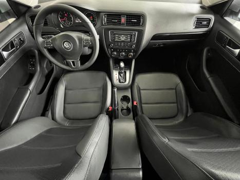VOLKSWAGEN Jetta 2.0 4P FLEX COMFORTLINE TIPTRONIC AUTOMÁTICO, Foto 12