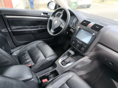 VOLKSWAGEN Jetta 2.5 20V 4P 150CV AUTOMÁTICO, Foto 14 VOLKSWAGEN Jetta 2.5 20V 4P 150CV AUTOMÁTICO, Foto 14
