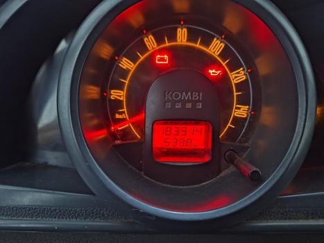 VOLKSWAGEN Kombi 1.4 FLEX FURG�O, Foto 4