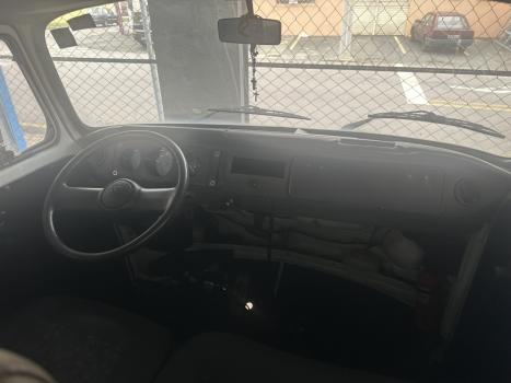VOLKSWAGEN Kombi 1.6 FURG�O, Foto 5