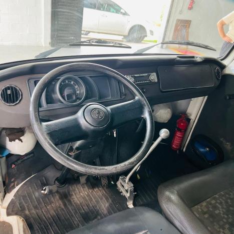 VOLKSWAGEN Kombi Furg�o 1.4 FLEX, Foto 7