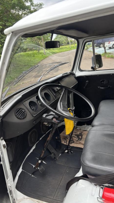 VOLKSWAGEN Kombi Furgão 1.6, Foto 6