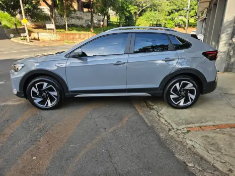 VOLKSWAGEN Nivus 1.0 4P FLEX 200 TSI HIGHLINE TURBO AUTOM�TICO, Foto 7