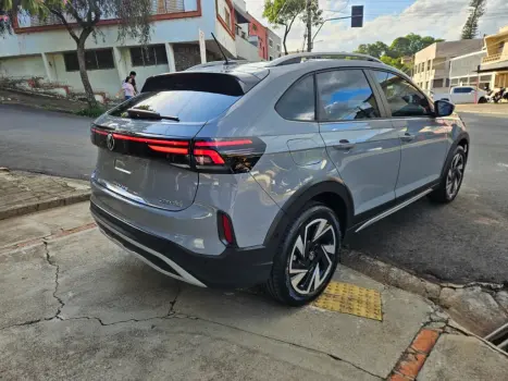 VOLKSWAGEN Nivus 1.0 4P FLEX 200 TSI HIGHLINE TURBO AUTOM�TICO, Foto 8