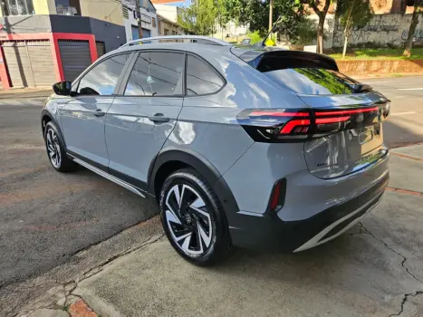 VOLKSWAGEN Nivus 1.0 4P FLEX 200 TSI HIGHLINE TURBO AUTOM�TICO, Foto 9