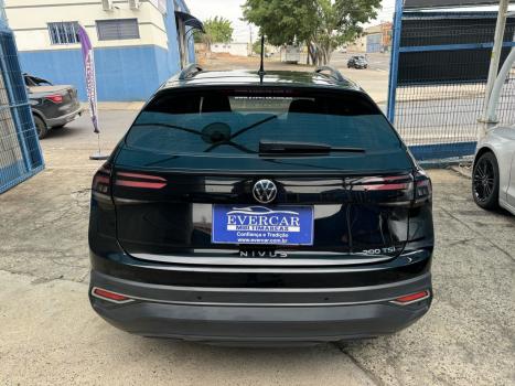 VOLKSWAGEN Nivus 1.0 4P FLEX 200 TSI COMFORTLINE TURBO AUTOMÁTICO, Foto 5 VOLKSWAGEN Nivus 1.0 4P FLEX 200 TSI COMFORTLINE TURBO AUTOMÁTICO, Foto 5