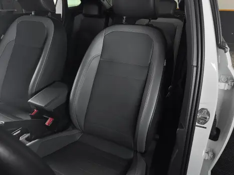 VOLKSWAGEN Nivus 1.0 4P FLEX 200 TSI HIGHLINE TURBO AUTOMTICO, Foto 6