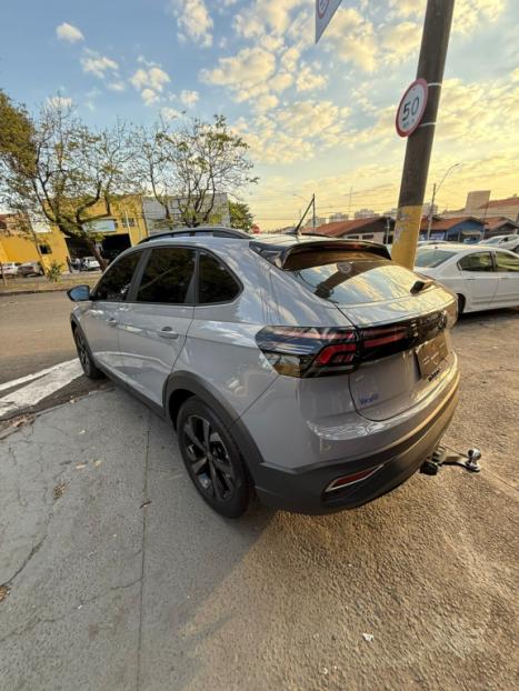 VOLKSWAGEN Nivus 1.0 4P FLEX 200 TSI HIGHLINE TURBO AUTOMÁTICO, Foto 6 VOLKSWAGEN Nivus 1.0 4P FLEX 200 TSI HIGHLINE TURBO AUTOMÁTICO, Foto 6