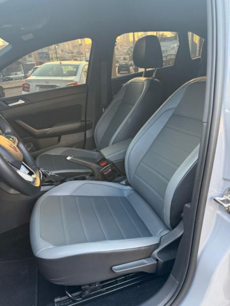 VOLKSWAGEN Nivus 1.0 4P FLEX 200 TSI HIGHLINE TURBO AUTOMÁTICO, Foto 8 VOLKSWAGEN Nivus 1.0 4P FLEX 200 TSI HIGHLINE TURBO AUTOMÁTICO, Foto 8