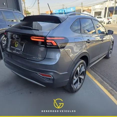 VOLKSWAGEN Nivus 1.0 4P FLEX 200 TSI HIGHLINE TURBO AUTOMTICO, Foto 2