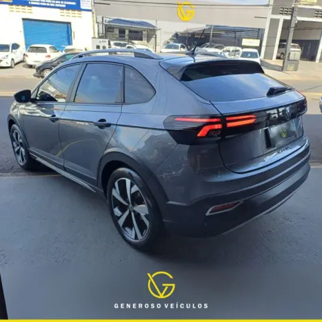 VOLKSWAGEN Nivus 1.0 4P FLEX 200 TSI HIGHLINE TURBO AUTOMTICO, Foto 4