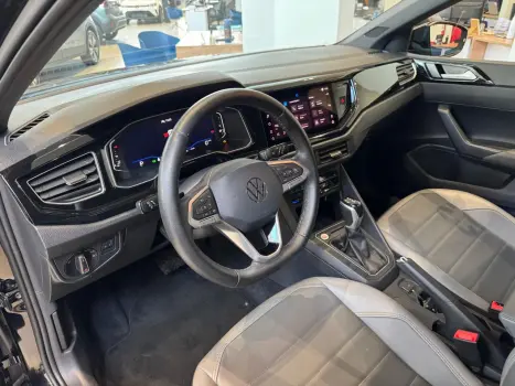 VOLKSWAGEN Nivus 1.0 4P FLEX 200 TSI HIGHLINE TURBO AUTOMÁTICO, Foto 4 VOLKSWAGEN Nivus 1.0 4P FLEX 200 TSI HIGHLINE TURBO AUTOMÁTICO, Foto 4
