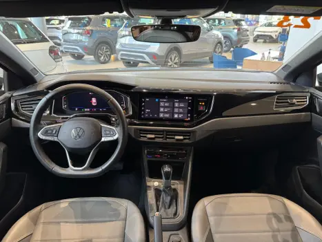 VOLKSWAGEN Nivus 1.0 4P FLEX 200 TSI HIGHLINE TURBO AUTOMÁTICO, Foto 5 VOLKSWAGEN Nivus 1.0 4P FLEX 200 TSI HIGHLINE TURBO AUTOMÁTICO, Foto 5