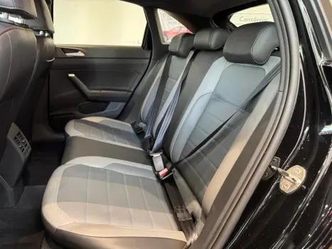 VOLKSWAGEN Nivus 1.0 4P FLEX 200 TSI HIGHLINE TURBO AUTOMÁTICO, Foto 6 VOLKSWAGEN Nivus 1.0 4P FLEX 200 TSI HIGHLINE TURBO AUTOMÁTICO, Foto 6