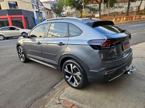 VOLKSWAGEN Nivus 1.0 4P FLEX 200 TSI HIGHLINE TURBO AUTOMÁTICO, Foto 8 VOLKSWAGEN Nivus 1.0 4P FLEX 200 TSI HIGHLINE TURBO AUTOMÁTICO, Foto 8